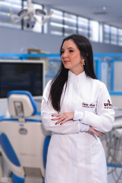 Foto de Dra. Vitória Machado | Dentista