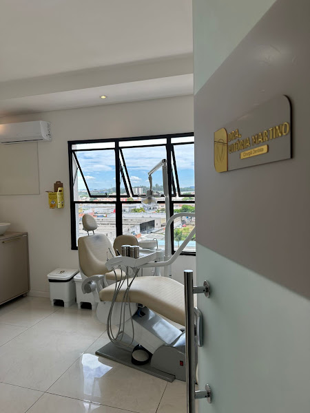 Foto 2 de Dra. Vitória Martino – Harmonização Facial e Odontologia Estética
