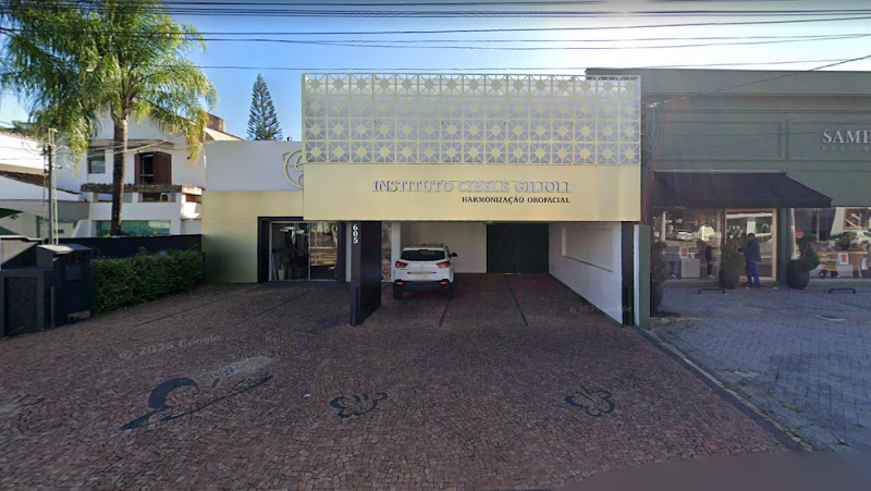 Foto 2 de Dra. Vitoria Piccolli - Dentista Piracicaba