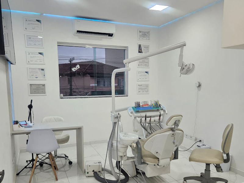 Foto 6 de Dra. Vivian Zagatti consultório odontológico | alinhador invisível em Tucuruvi