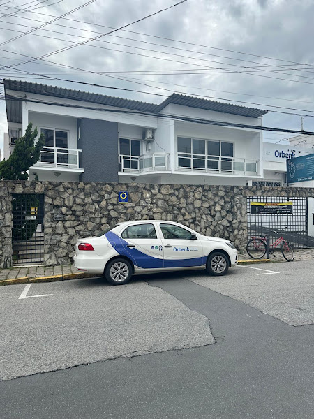 Foto 3 de Dra. Viviane Gil da Trindade