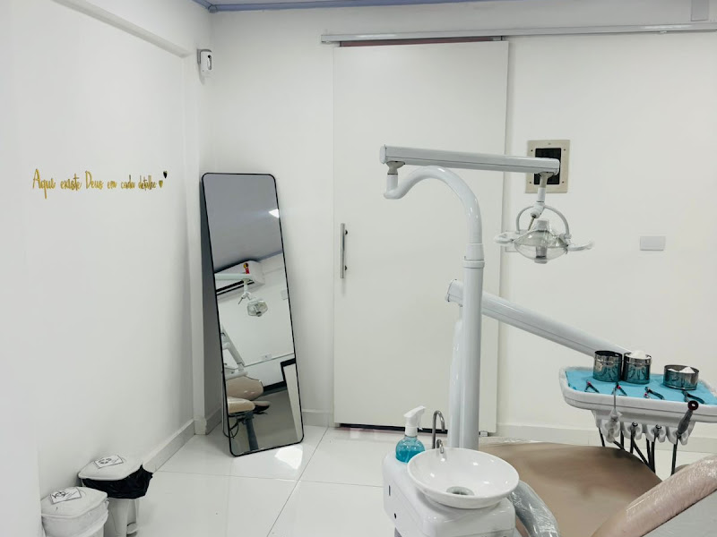 Foto 3 de Dra. Viviane Hernande