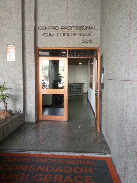 Foto 2 de Dra. Viviane Marrone - Cirurgiã Dentista