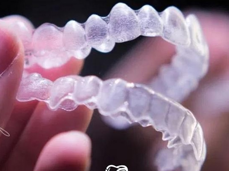 Dra. Vivianne Sato | Dentista