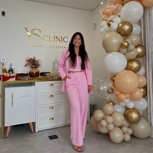 Foto 4 de Dra Yanca Souza - Implantes dentários | Ortodontia | Lentes de contato | Clínico geral.