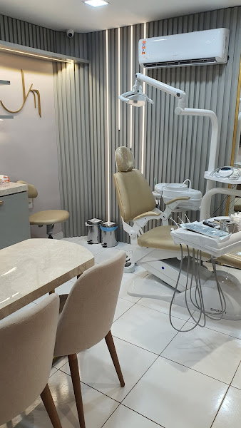 Foto 3 de Dra Yanka Menezes | Dentista em Patos