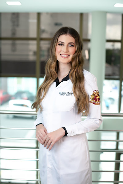 Foto 3 de Dra Yanne Marinho - Dentista em Campina Grande