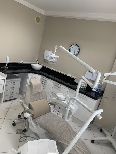 Foto 2 de Dra Yara Lorenzetti Odontologia