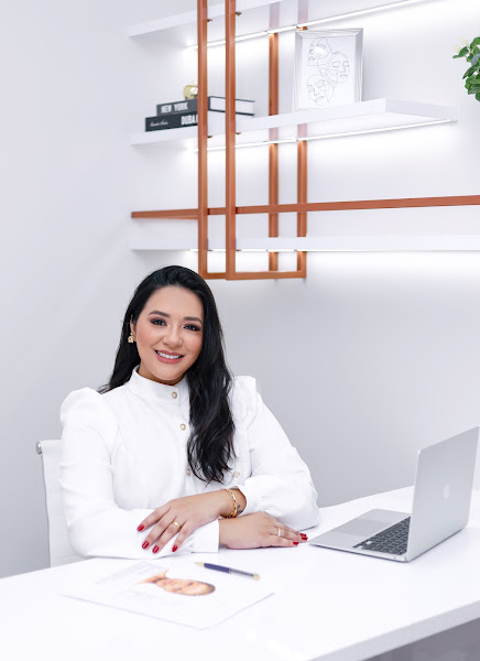 Foto 2 de Dra Yara Tavares