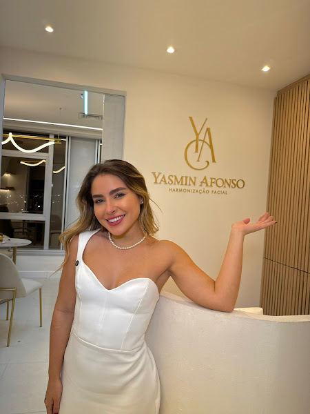 Foto 2 de Dra Yasmin Afonso - Harmonização Facial RJ