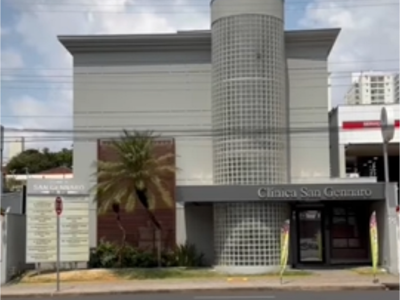 Foto de Dra. Yasmin Tannuri Haidar - Dentista