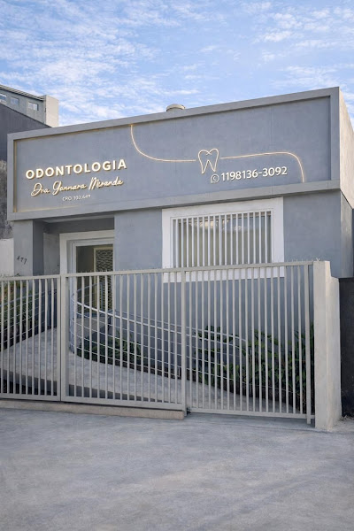 Foto 2 de Dra. Yonnara Miranda - Dentista na Vila Matilde - Implante dental | Lentes de contato dental