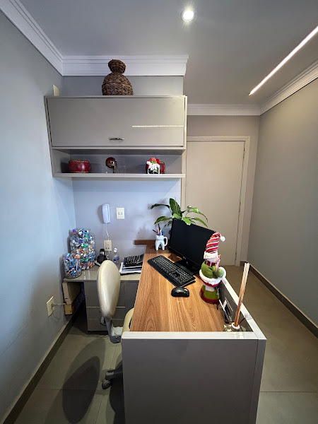 Foto 3 de Dra. Zulene Ferreira – Harmonização Orofacial | Implantes