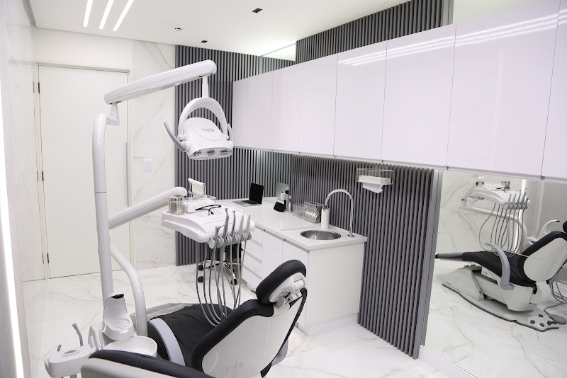 Foto 2 de Dras. Rogini odontologia e estética avançada