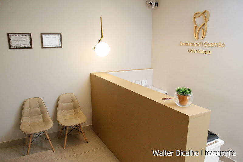 Foto 2 de Drummond Leão Odontologia