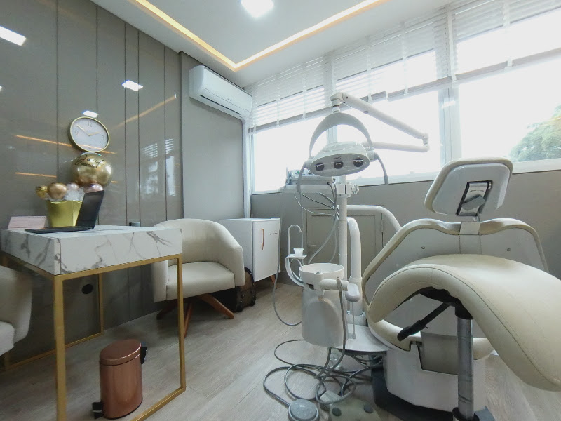 Foto 6 de DualClinic | Dentista 24 horas - Centro Joinville