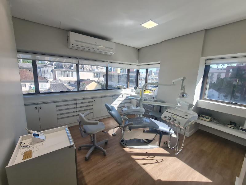 Foto 14 de DualClinic | Dentista 24 horas - Centro Joinville