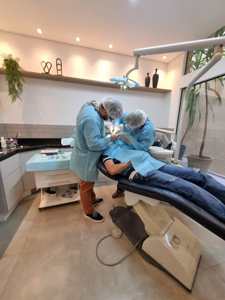 Foto 3 de Duarte Odontologia | Lipo de Papada e Estética Facial | Bauru - SP