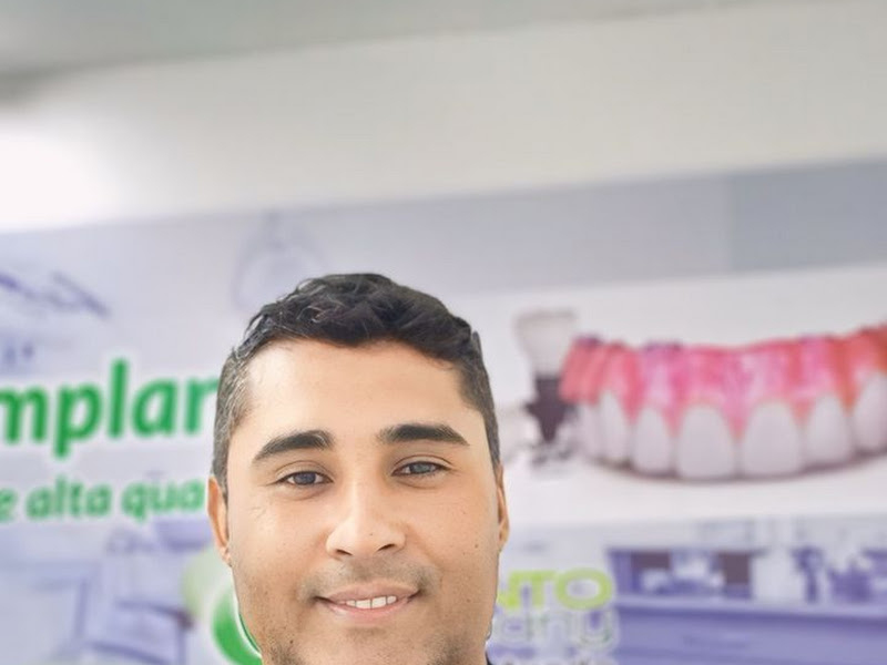 Foto de DV Implantes / Dentista Guarulhos / Implante Dentário /Prótese