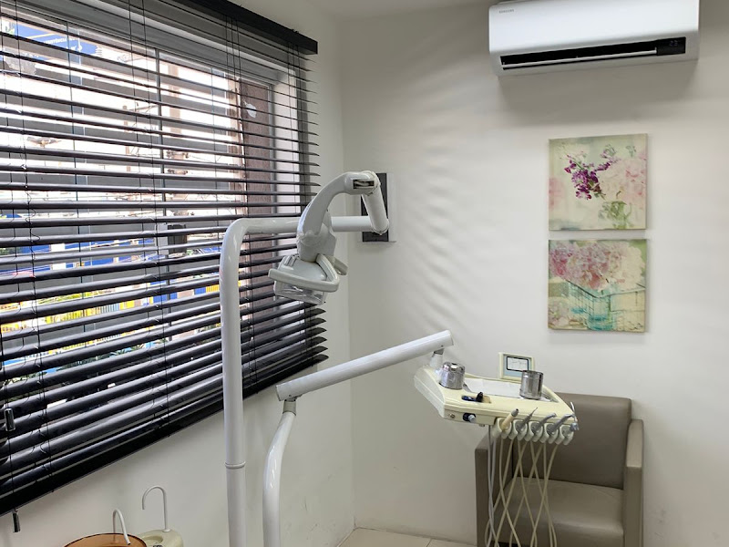 Foto 2 de E Odontologia