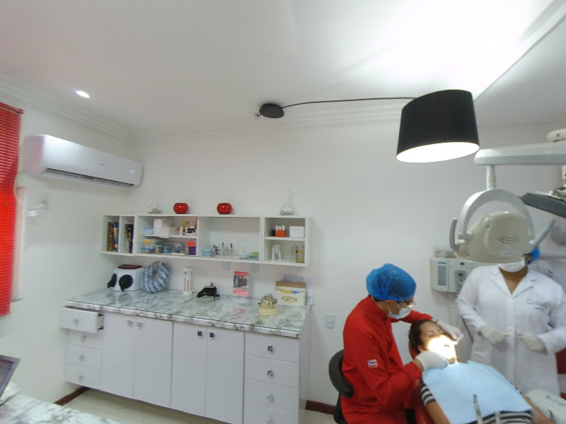 Foto 3 de Eduardo Tourinho - Cirurgião Dentista em Periperi