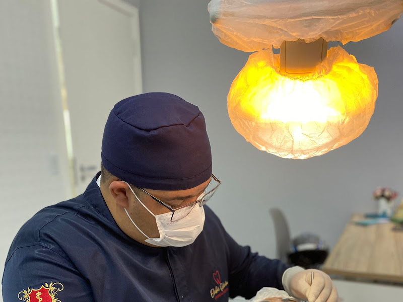 Foto 3 de Edwil A.Cantadori Jr - implante