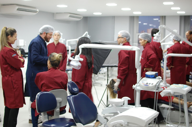 Foto 2 de ELEVA - Odontologia