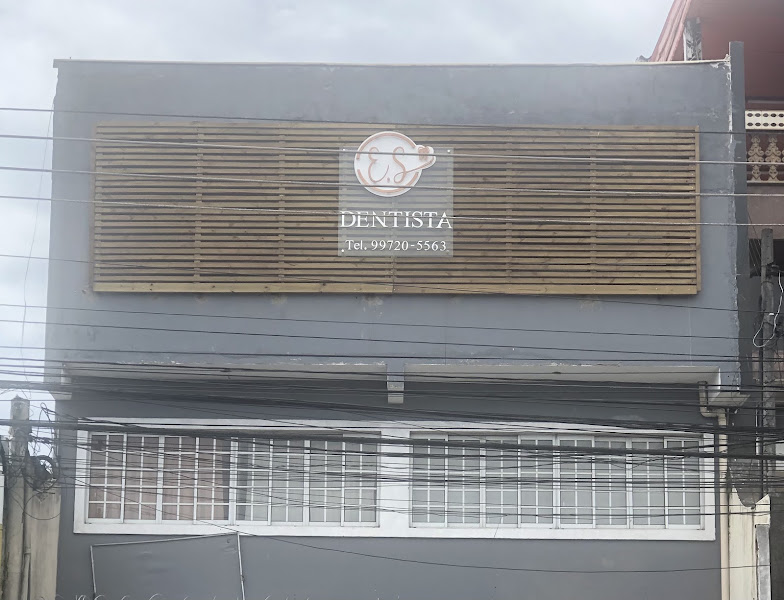 Foto 2 de Eliana Sianavas Odontologia | Implantes