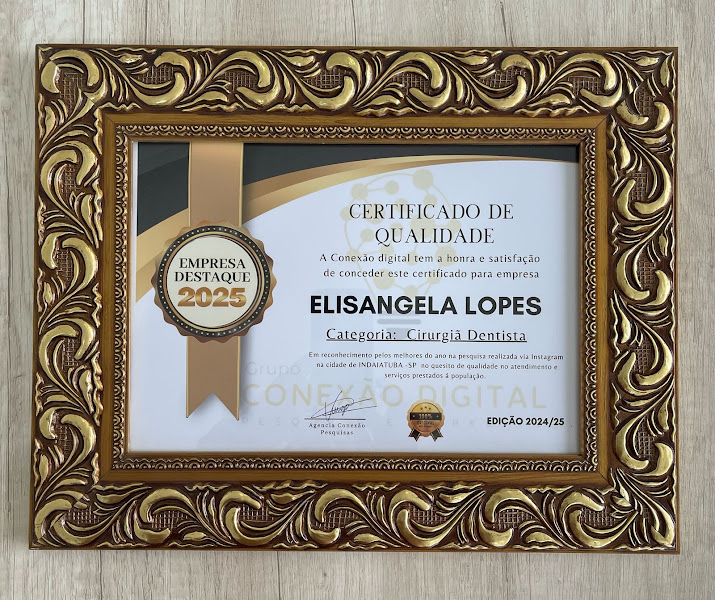 Foto 2 de Elisangela Lopes - Cirurgiã Dentista e Implantodontista