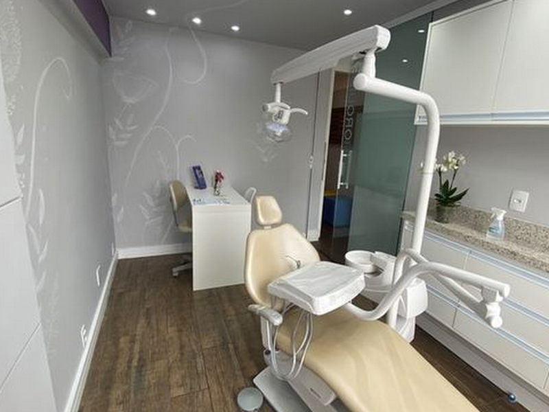 Foto 9 de Eliza Vasques | Dentista Petrópolis