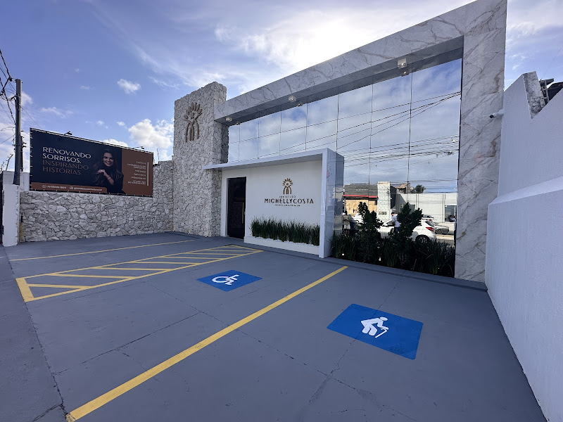 Foto 8 de Emilly Cavalcante