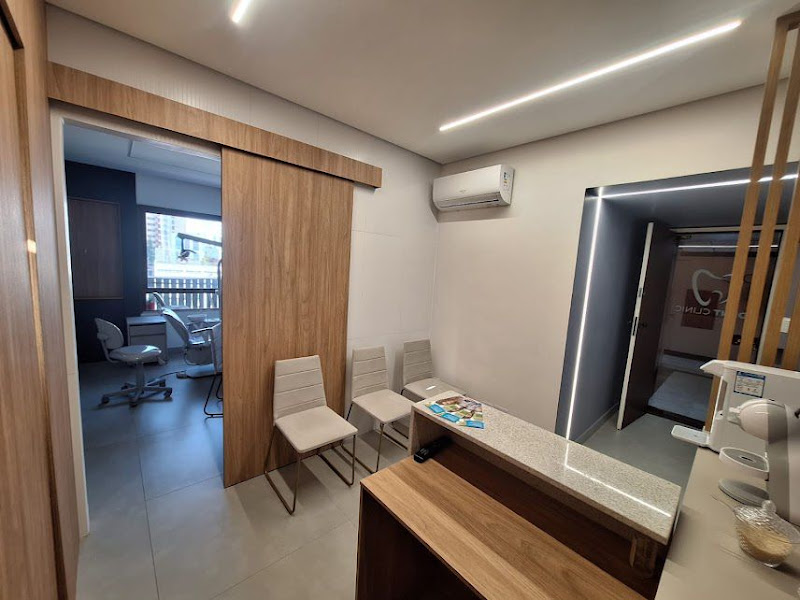 Foto 3 de Endodontista em Salvador - Dra Lidinês Moreira