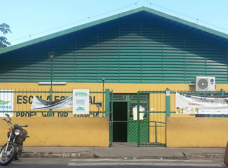 Foto 2 de Escola Estadual Professor Waldir Garcia