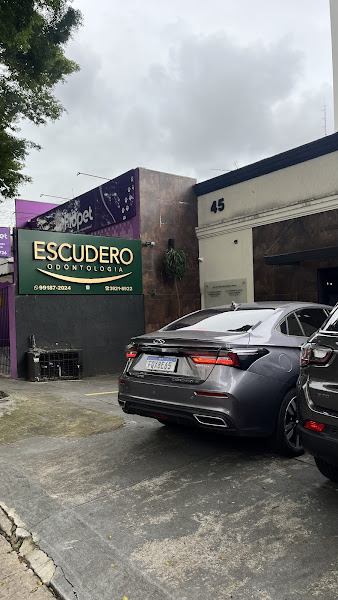Foto 2 de Escudero Odontologia