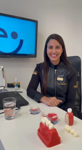 Foto 3 de Especiale Odontologia - Dra Camila Soares