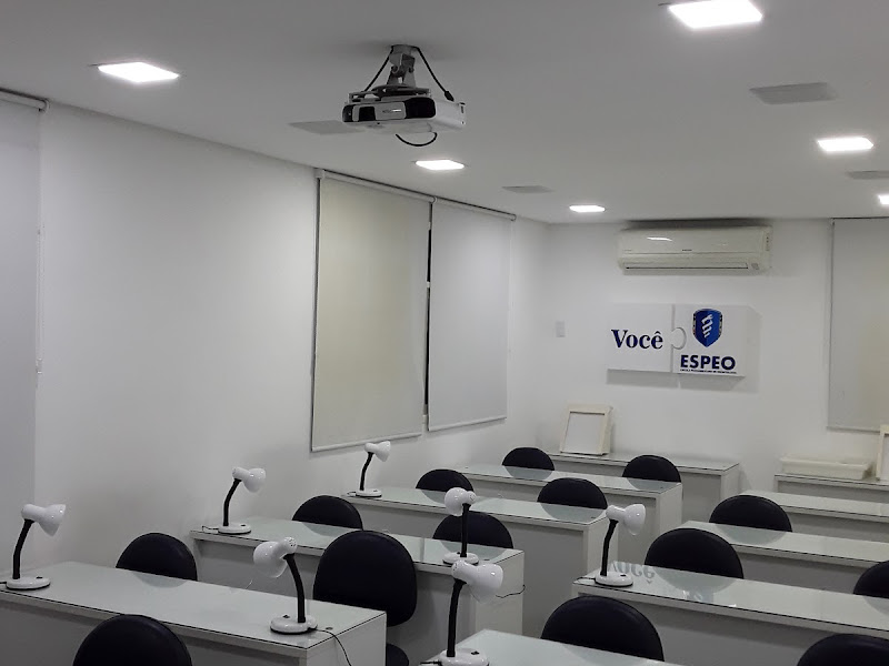 Foto de ESPEO - Implantes Dentários e Odontologia