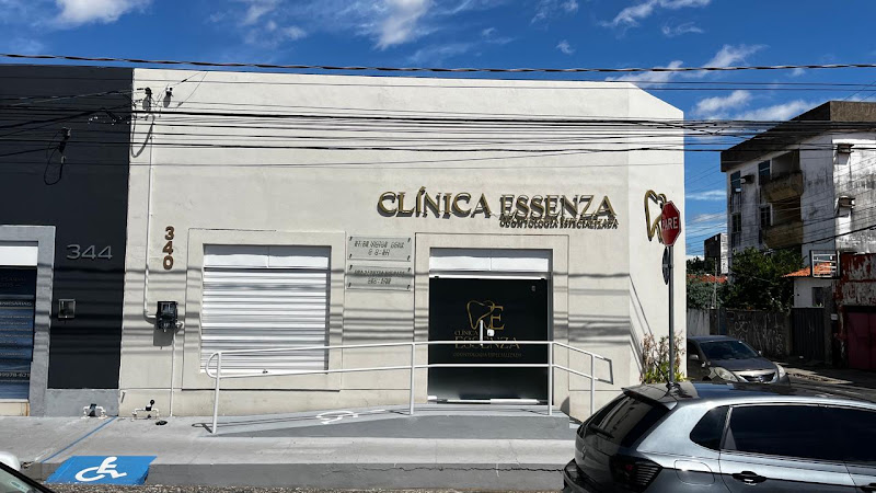 Foto 3 de Essenza Odontologia | Facetas, Aparelhos, Clareamento em Teresina - PI