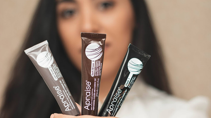 Foto 2 de Estética Corporal e Facial Embu das Artes - Drenagem pós-operatório de Cirurgia Plástica - Sobrancelhas - Lash Lifting