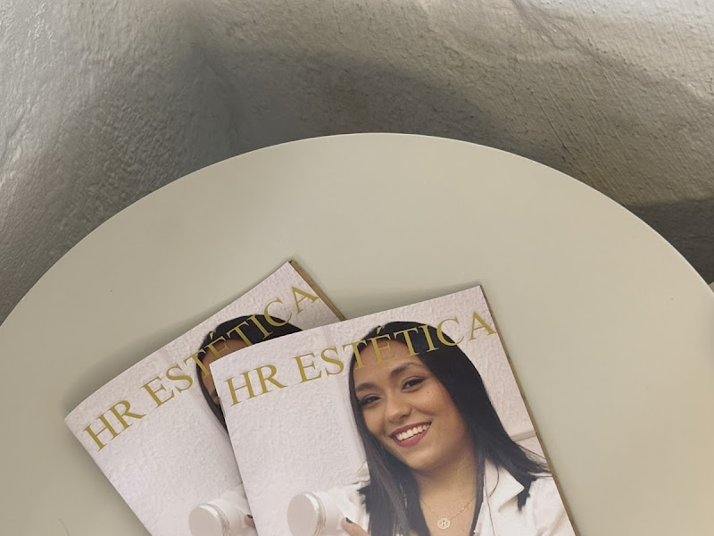 Foto de ESTÉTICA - HELENA RIBEIRO - ITAIM PAULISTA SP - LIMPEZA DE PELE -DRENAGEM LINFÁTICA- MODELAGEM CORPORAL - MODELADORA