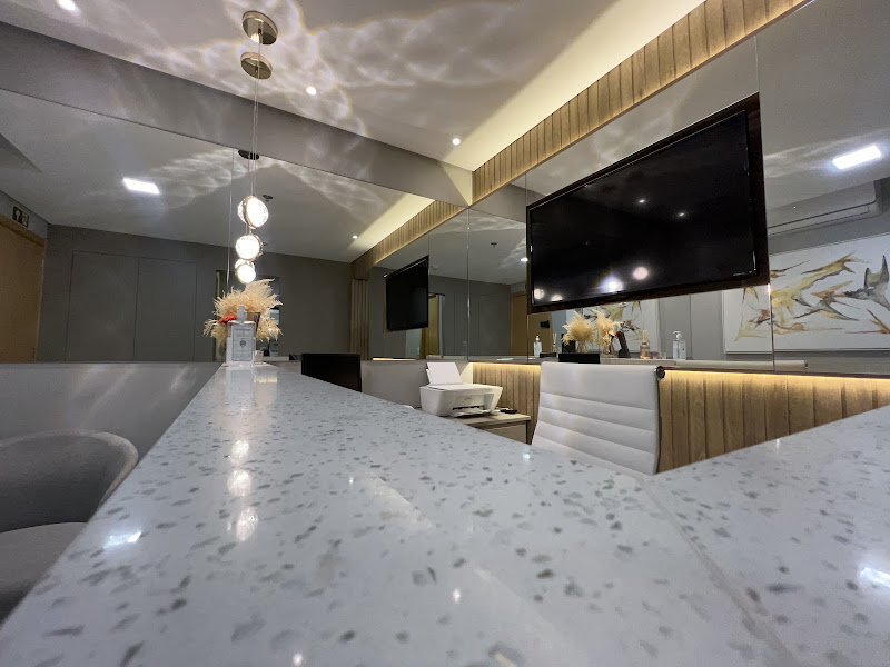 Foto 3 de Estevan Stegues Odontologia prótese dentária e cirugia bucomaxilofacial