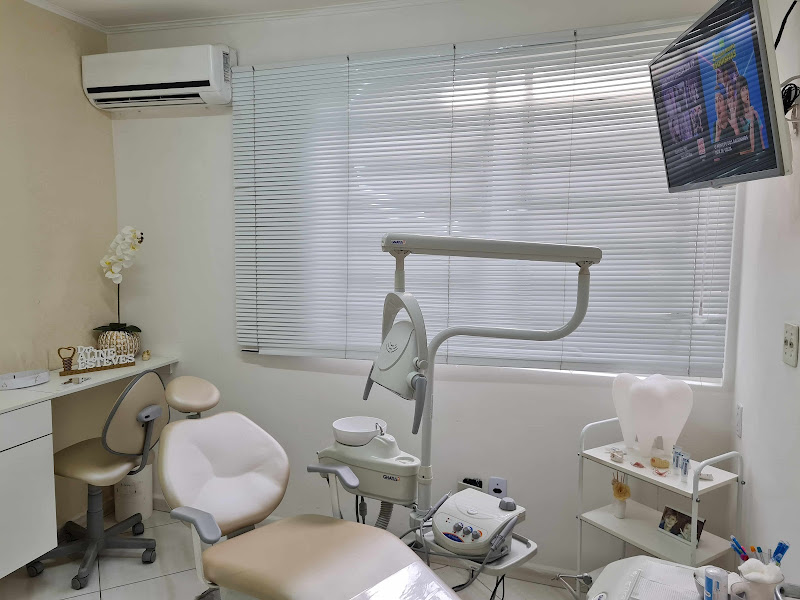 Foto 3 de Esteves Odontologia