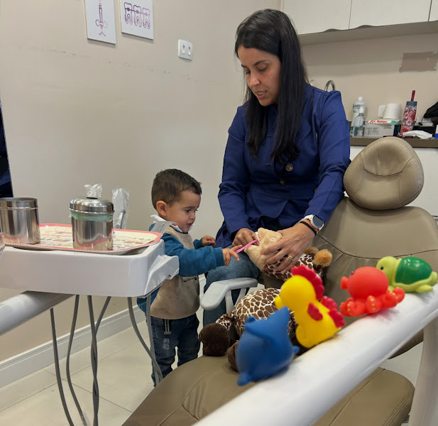 Foto 2 de Esther Martins Odontologia Especializada