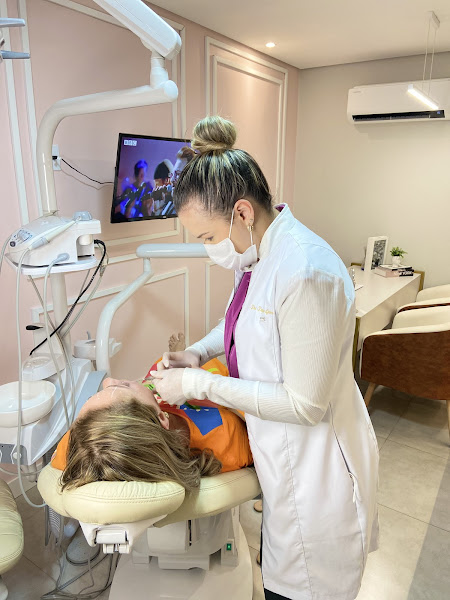 Foto 2 de Esthetic Odontologia e Harmonização Orofacial