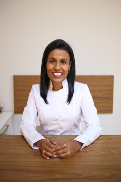 Foto 2 de Estúdio Facial Odonto Dra Aline Martins