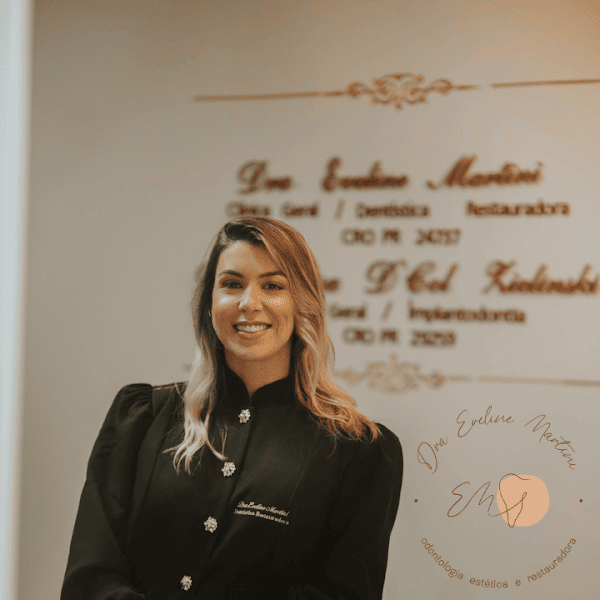 Foto 3 de Eveline Martini | Odontologia