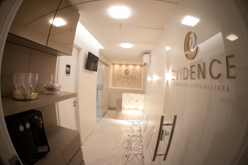 Foto 2 de Evidence Odontologia