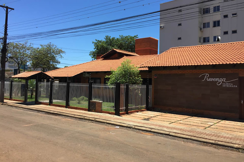 Foto 3 de Fabiane Felkiker | Invisalign Doctor | Ortodontia | Cirurgiã-Dentista