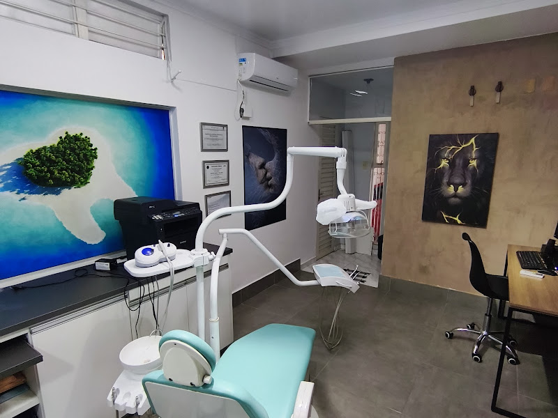 Foto 2 de FACE A ODONTOLOGIA