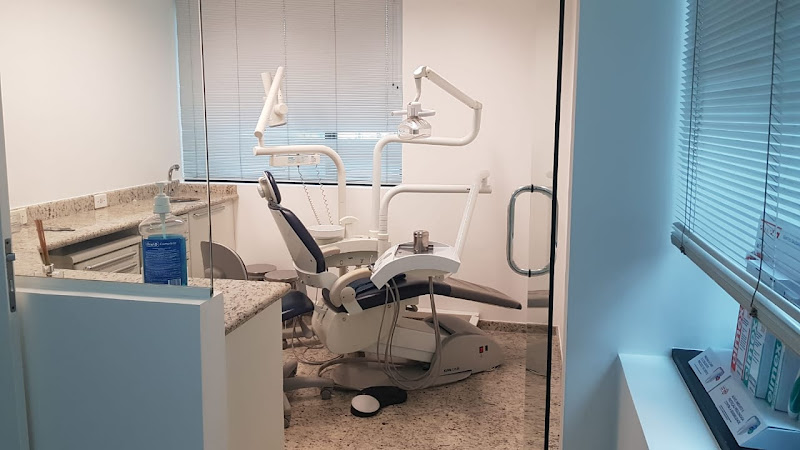 Foto 2 de FACE - Clinica Buco M.F. & Estética Oral