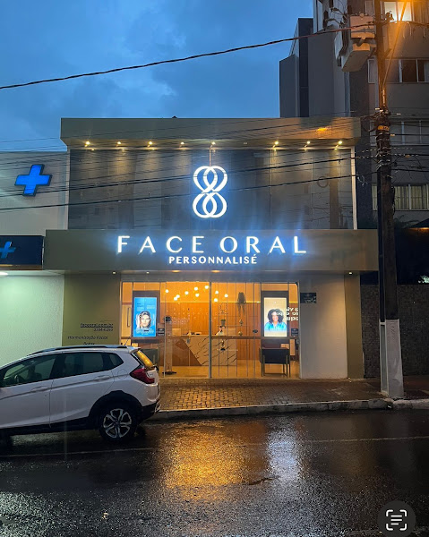 Foto 2 de Face Oral Personnalisé